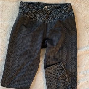 Prana yoga leggings!